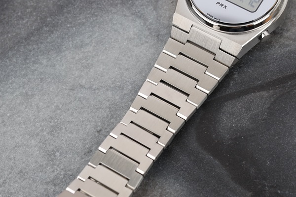 montre tissot prx digitale 35 mm bracelet integre