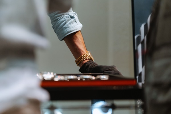 montres collaboration salon horloger we love watches 2024