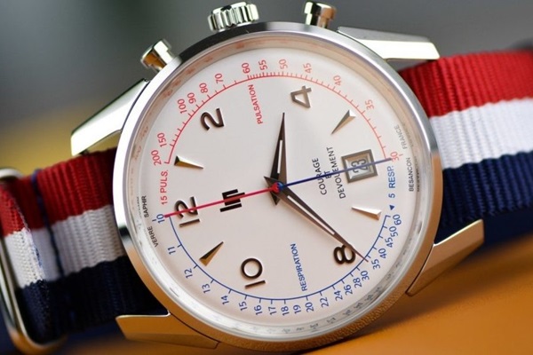 montre lip courage