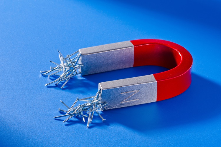 identifier bijoux en or grace au test aimant