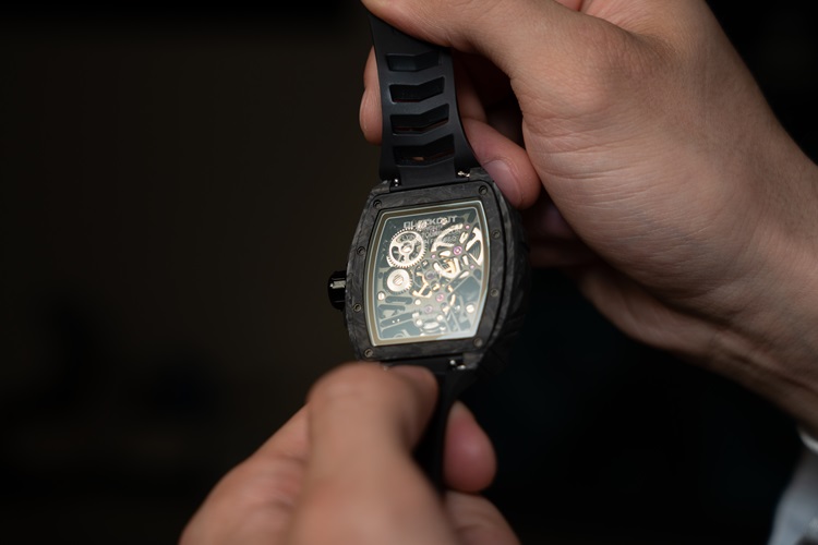 montre blackout concept xp1 mouvement