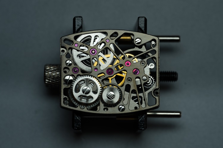 mouvement blackout concept xp1 tourbillon