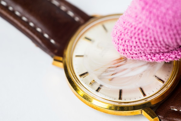 comment polir le verre de sa montre