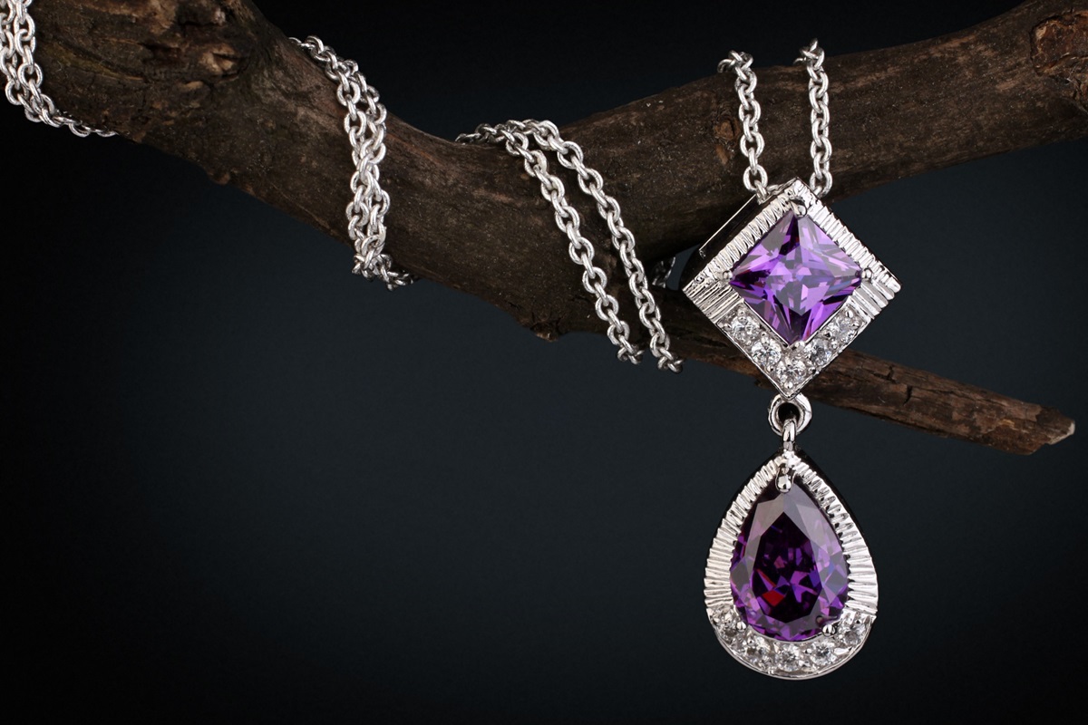 le collier amethyste elegance et serenite