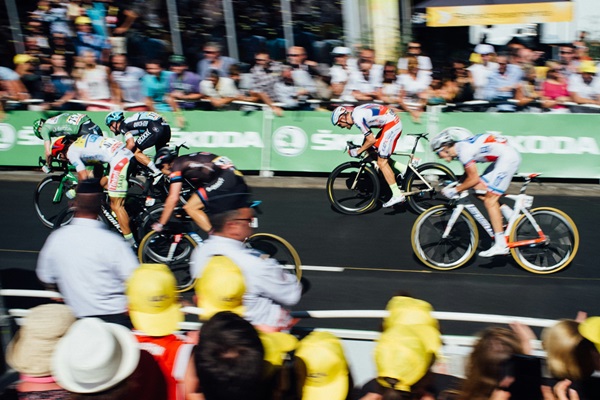 festina chronometreur officiel tour de france