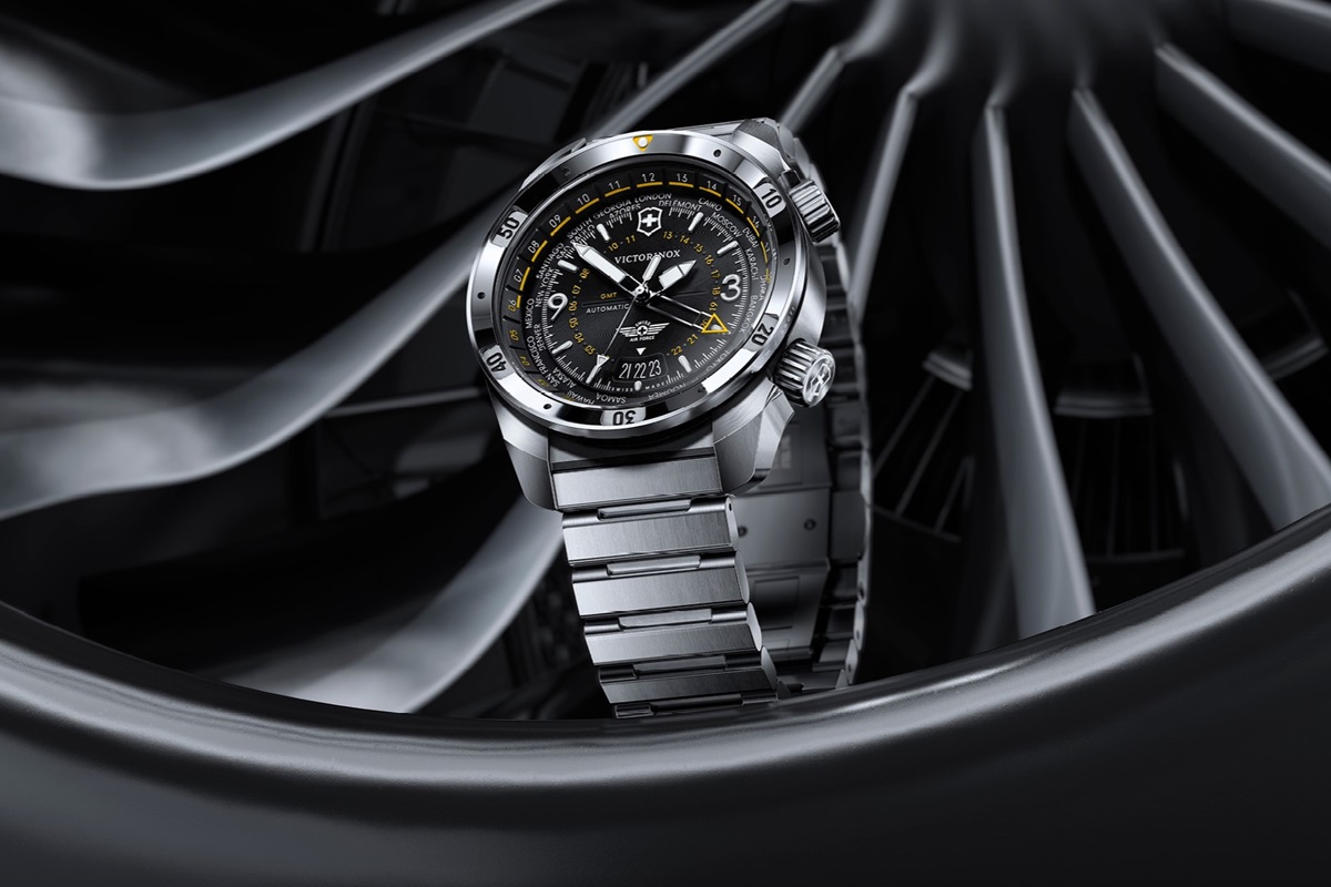 presentation collection montres victorinox air pro gmt