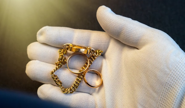 bijoux en or anciens resistants contre oxydation