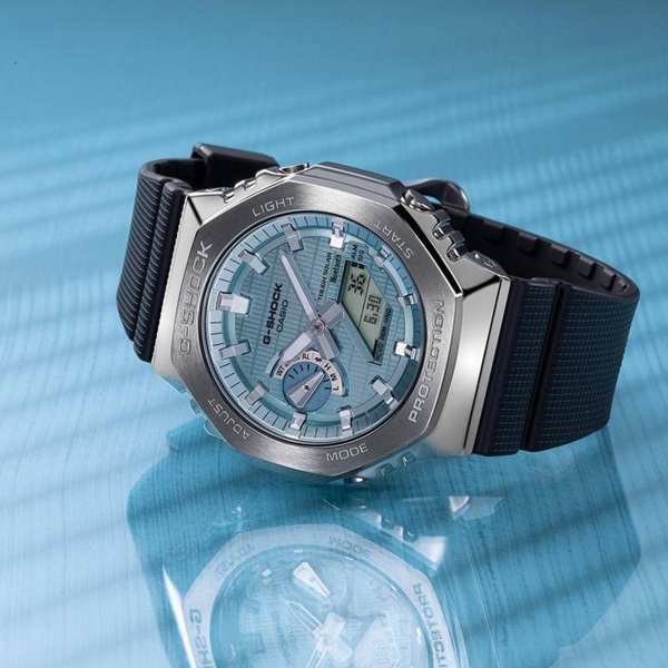 montre casio g shock affichage ana digi gbm 2100a 1a2er